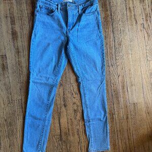 Levi's Women's 311 Shaping Mid Rise Skinny Jeans 29x30